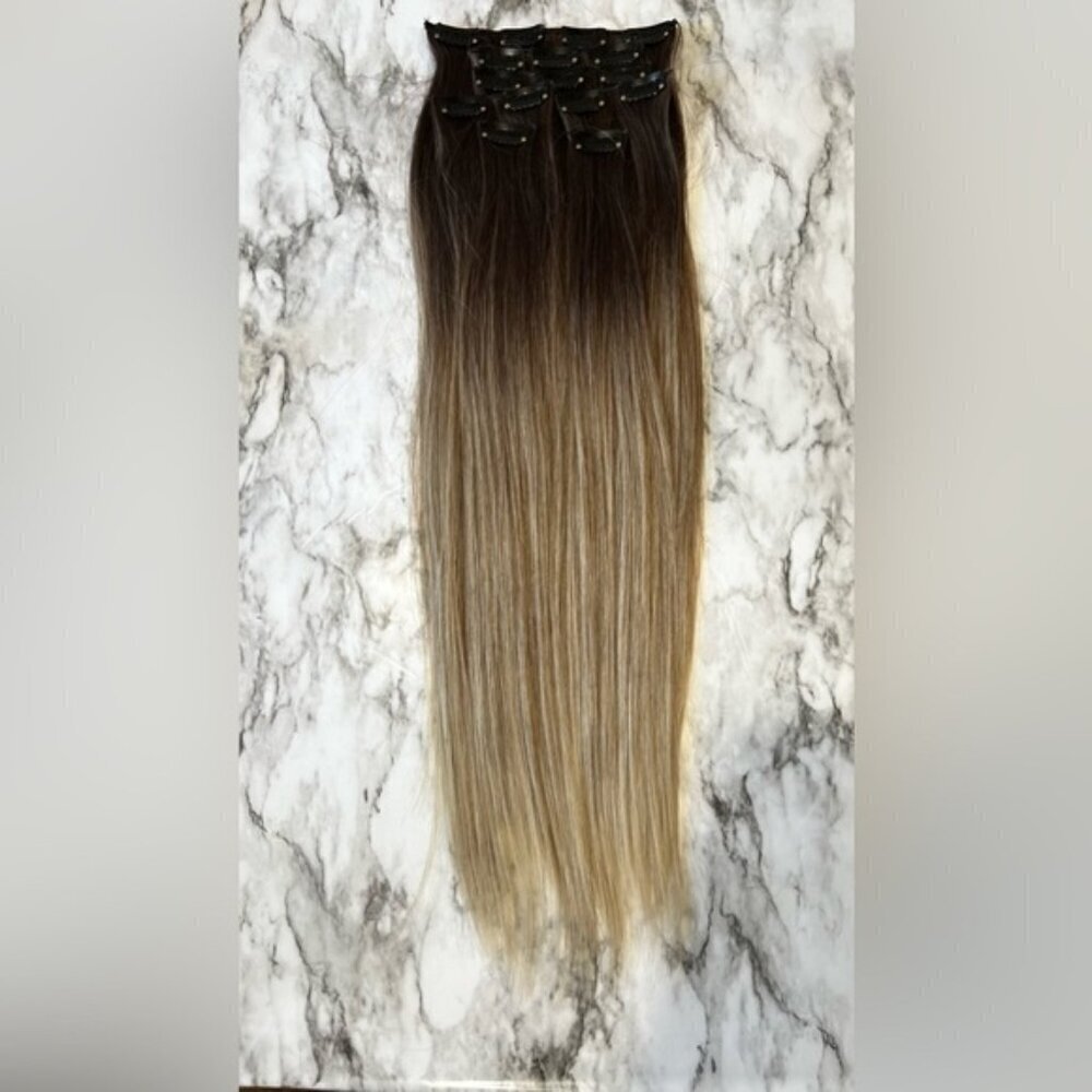 Vanilla Soft Blonde Balayage with darker roots Hair extensions - Clip ins - Picture 4 of 6